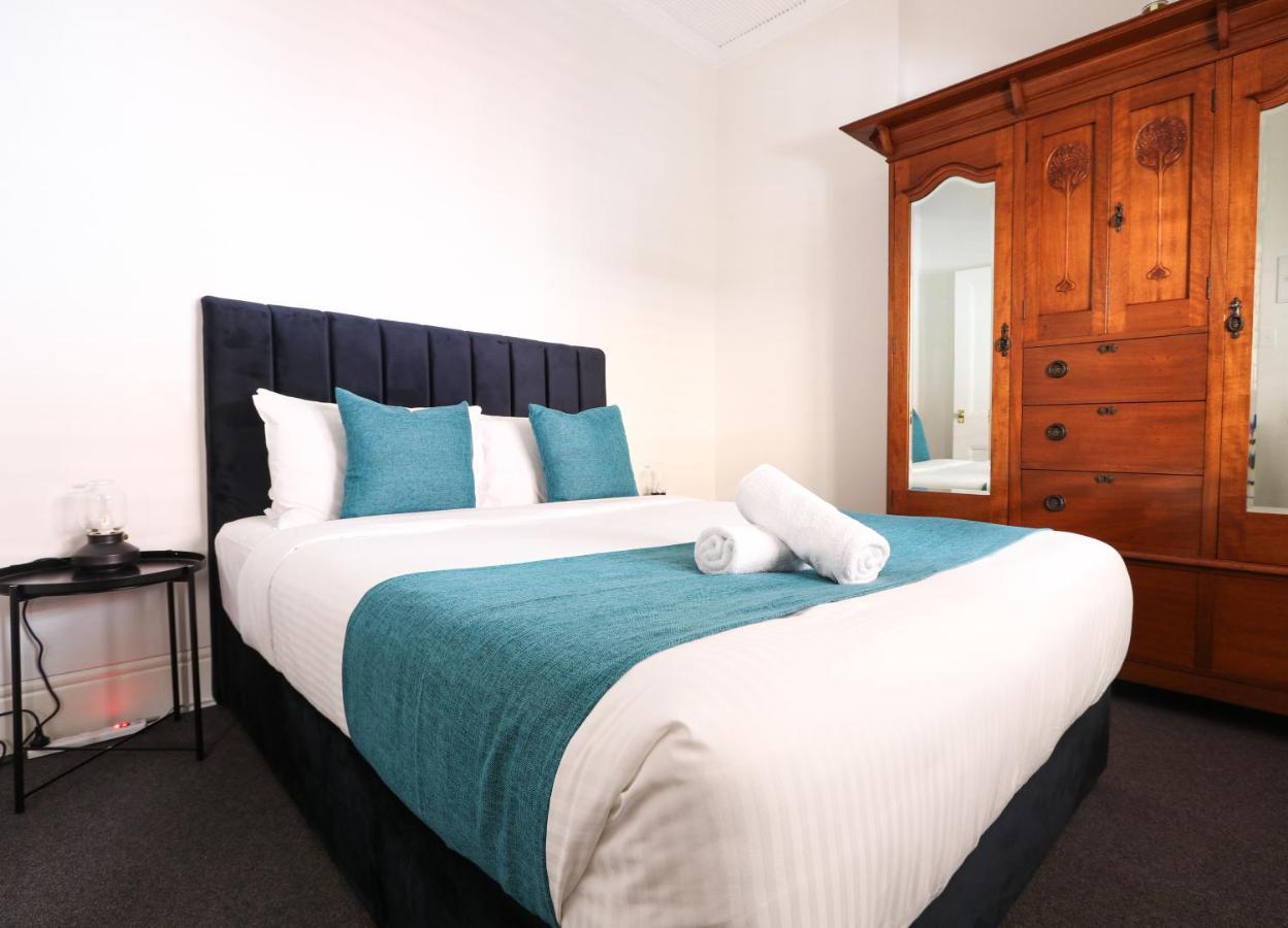 Discover The Rocks - Historical Terrace House Sydney Exterior photo