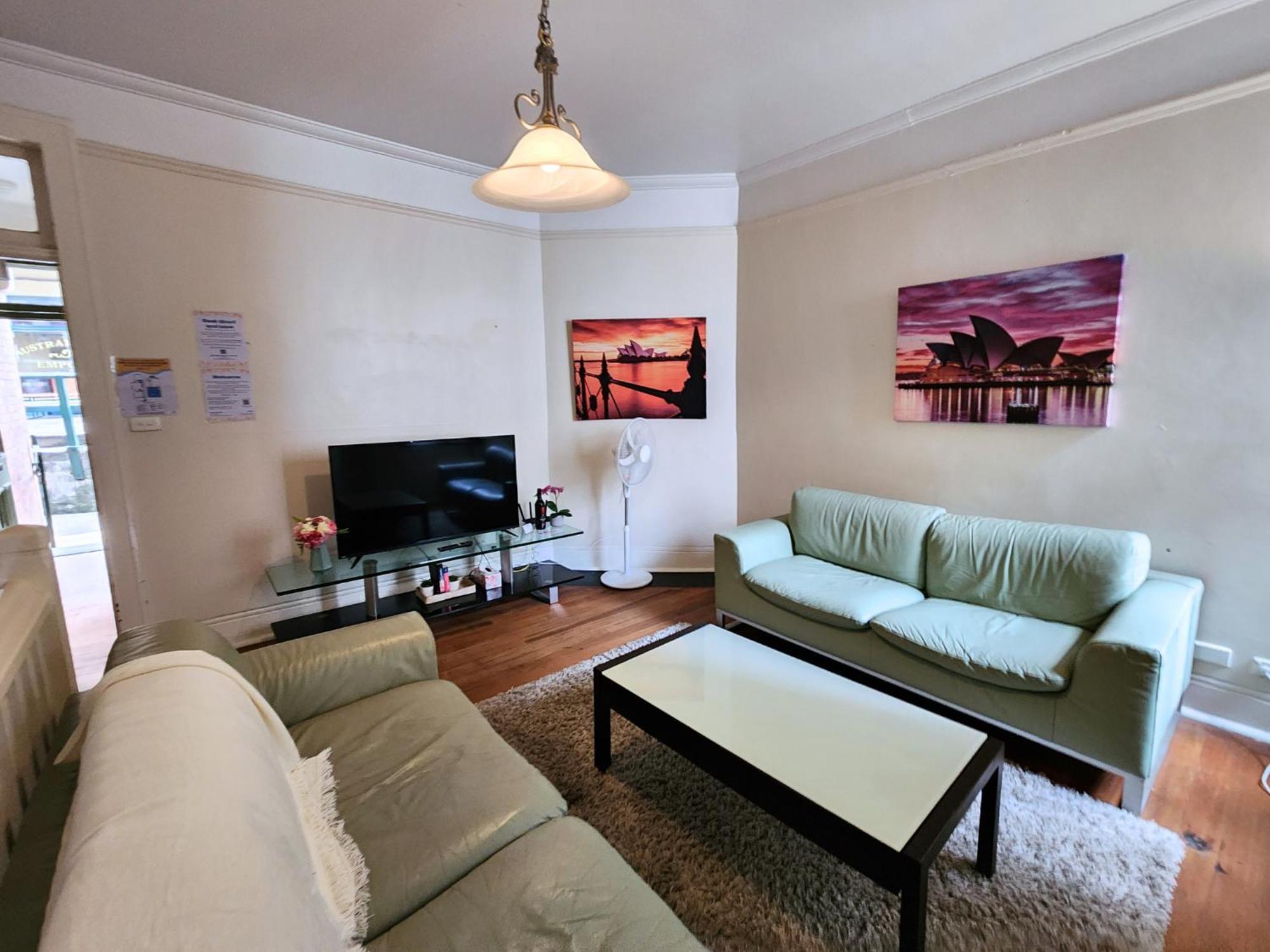 Discover The Rocks - Historical Terrace House Sydney Exterior photo