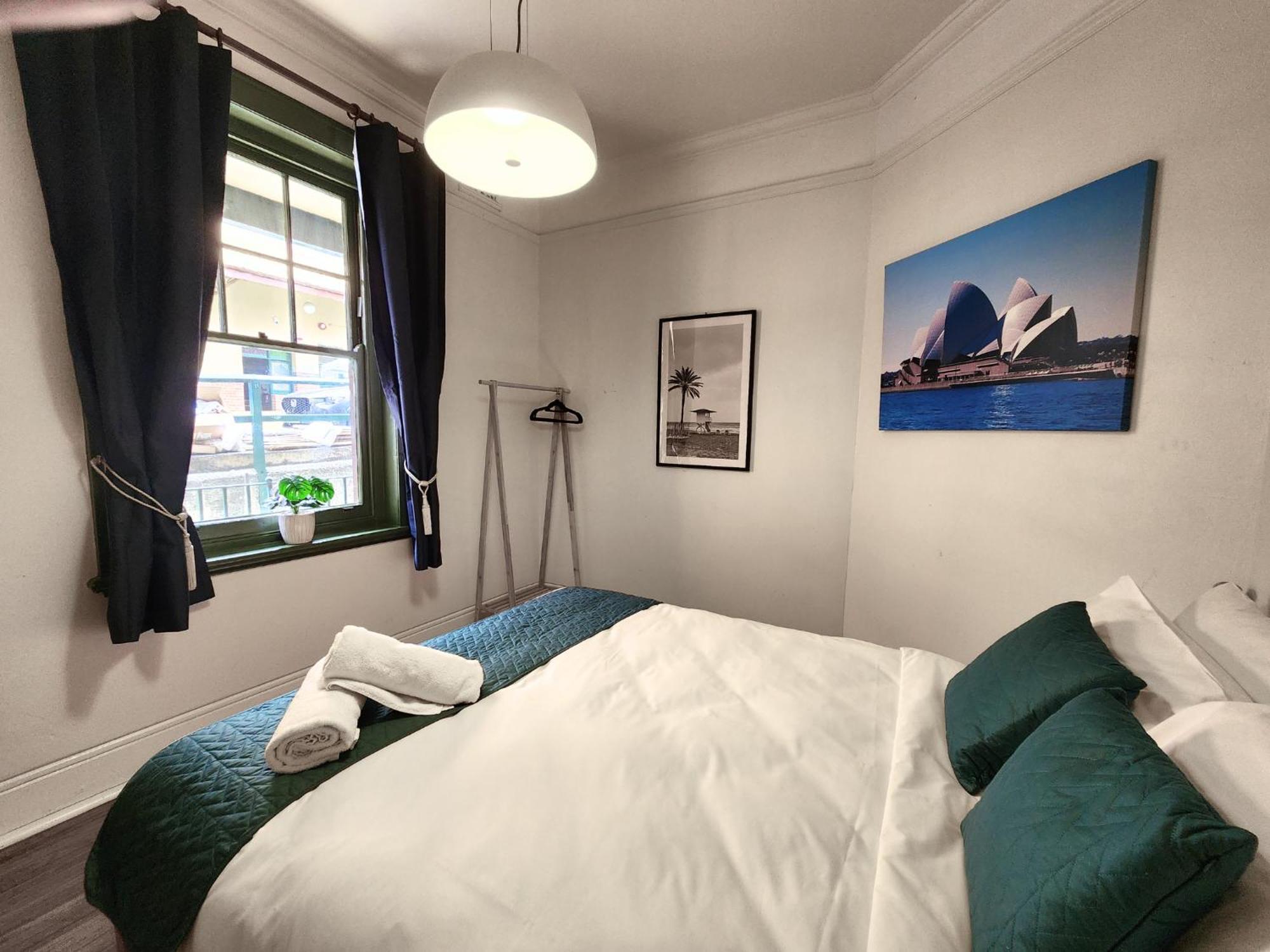 Discover The Rocks - Historical Terrace House Sydney Exterior photo
